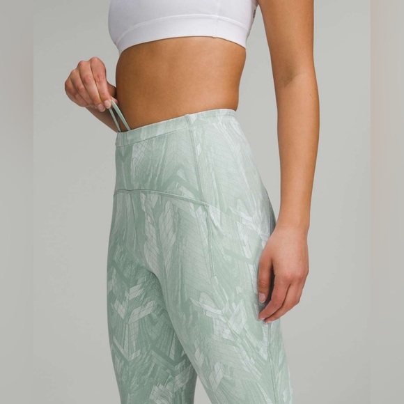 Lululemon leggings Swift Speed High-Rise Crop 21" Reverberate Chevron Jacquard - Picture 5 of 16